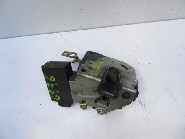 51218122204 BMW