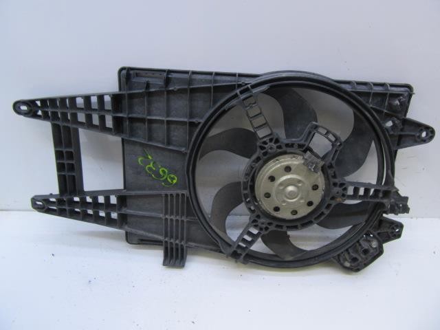 Difusor do radiador de esfriamento, montado com motor e roda de aletas 51738688 FIAT