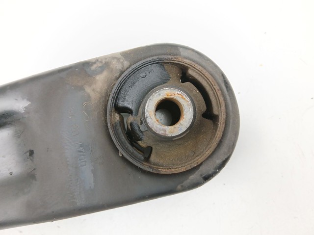 Braço oscilante inferior esquerdo de suspensão dianteira 545001J700 HYUNDAI