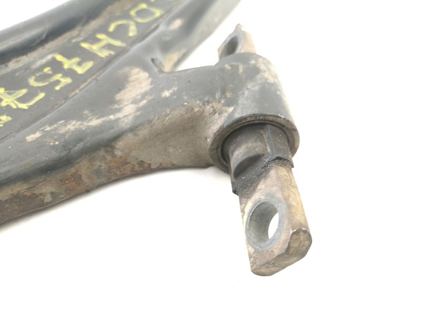 Braço oscilante inferior direito de suspensão dianteira 54500BB00A NISSAN