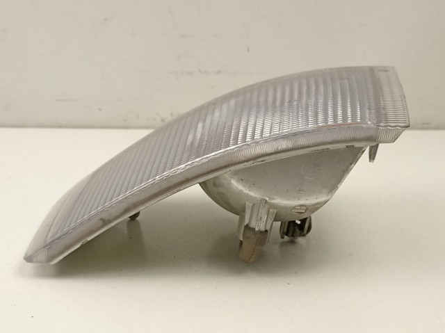 Pisca-pisca direito 630395 PEUGEOT