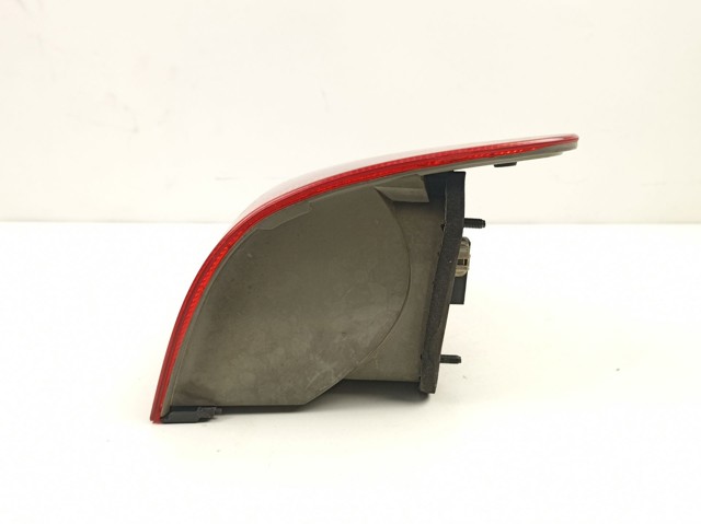 Lanterna traseira direita externa 63217158390 BMW