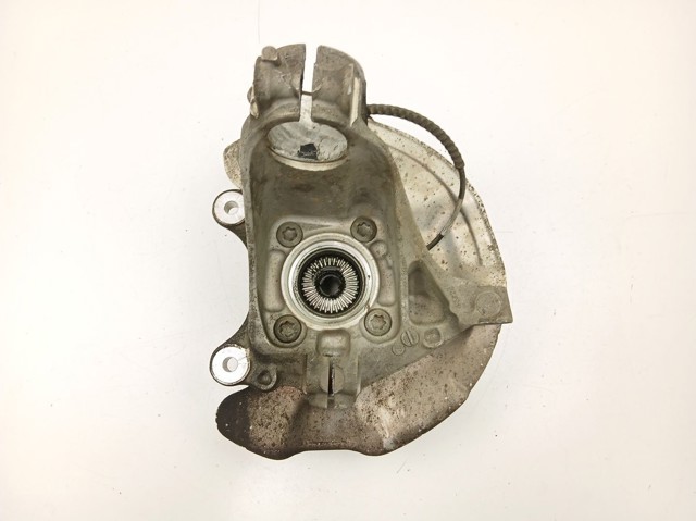 6876646 BMW