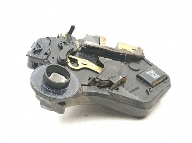 Fecho da porta traseira esquerda 6906002101 TOYOTA