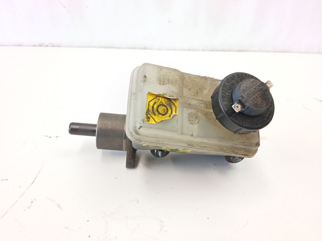 Cilindro mestre do freio 71738446 FIAT