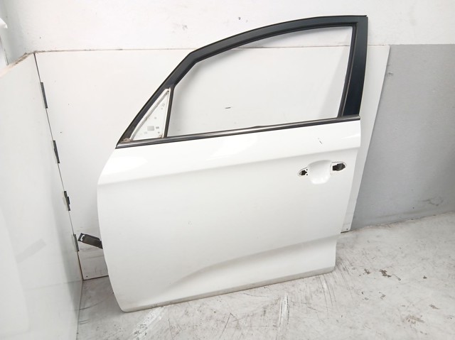 Porta dianteira esquerda para KIA Carens 