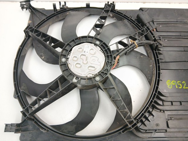 Difusor do radiador de esfriamento, montado com motor e roda de aletas 7617609 BMW