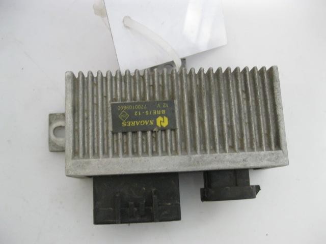 Relê das velas de incandescência 7700109860 RENAULT