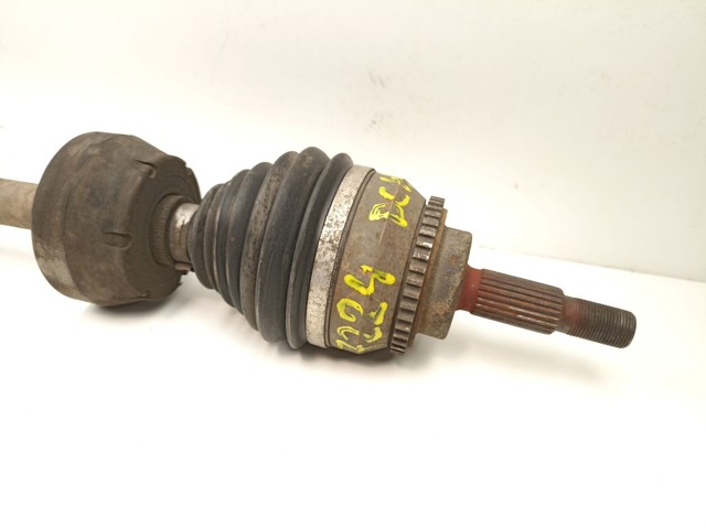 Semieixo (acionador) dianteiro direito 7700111914 RENAULT