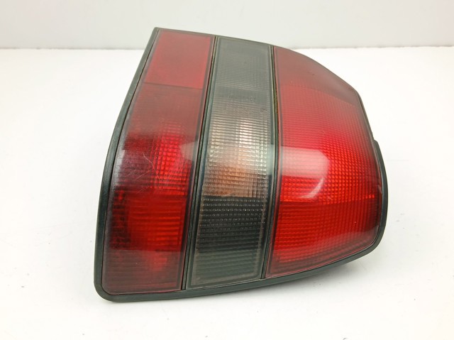 Lanterna traseira direita 7700783994 RENAULT