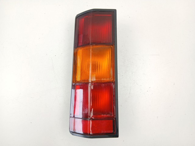 Lanterna traseira esquerda 7701031915 RENAULT