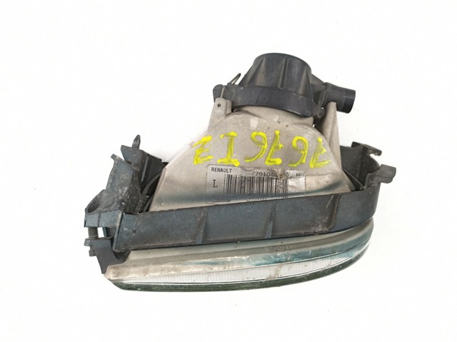Luzes de nevoeiro esquerdas 7701040680 RENAULT