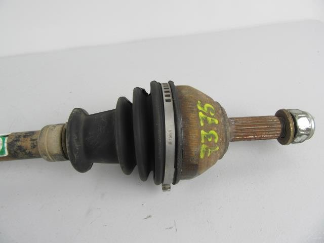 Semieixo (acionador) dianteiro direito 7701351936 RENAULT