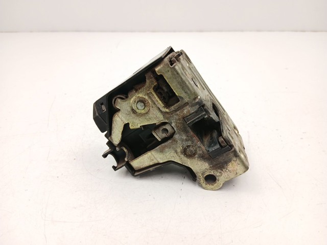 Fecho da porta traseira direita 7701469941 RENAULT