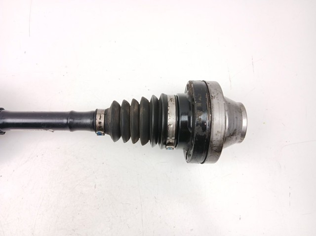 Semieixo (acionador) dianteiro 7L0407271C VAG