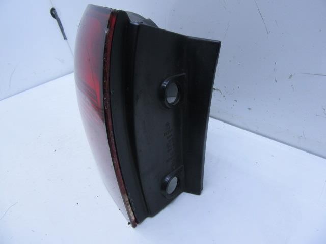 Lanterna traseira esquerda externa 7L6945095D VAG