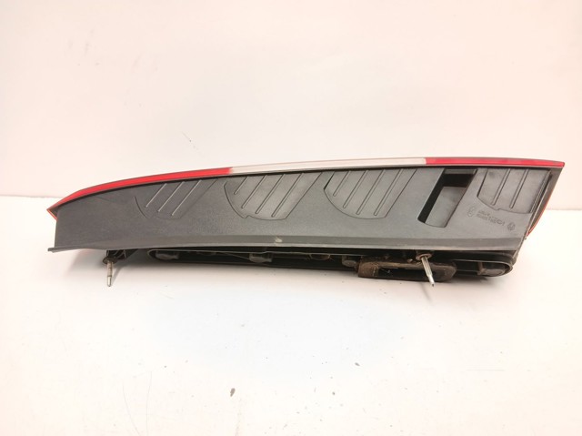 Lanterna traseira direita 7M5113404AH FORD