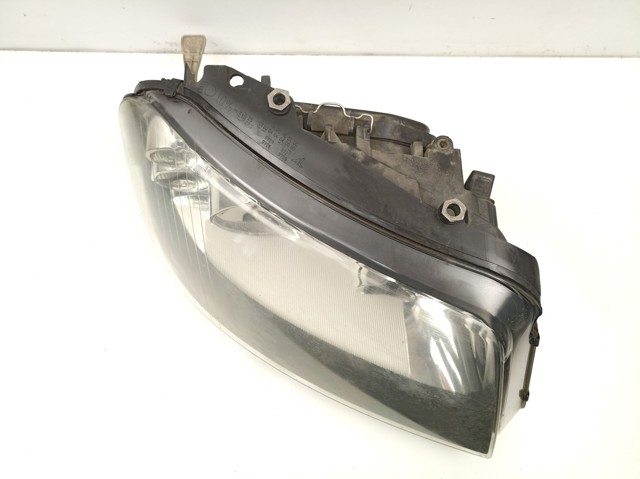 Luz direita 7M7941016L VAG