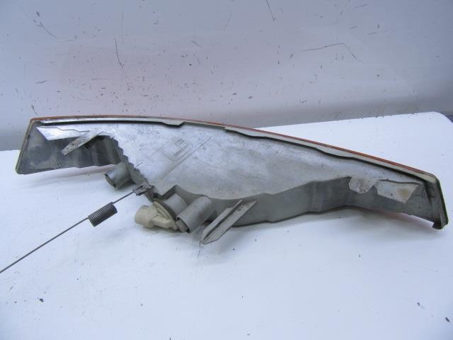 Pisca-pisca esquerdo 8200007031 RENAULT