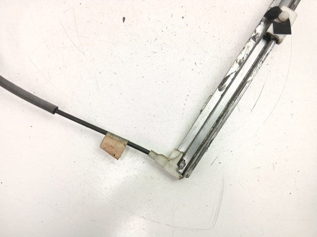 Mecanismo de acionamento de vidro da porta dianteira direita 8200038152 RENAULT