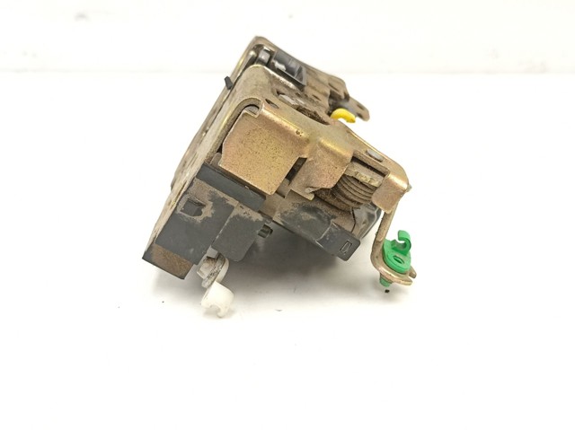 Fecho da porta dianteira direita 8200147150 RENAULT