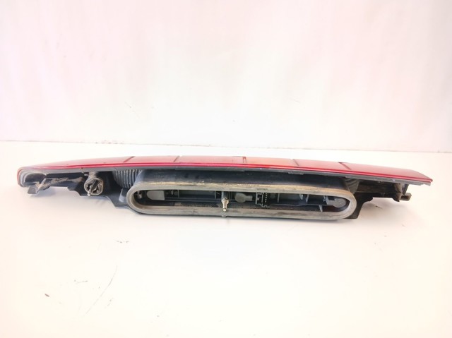 Lanterna traseira esquerda 8200150623 RENAULT