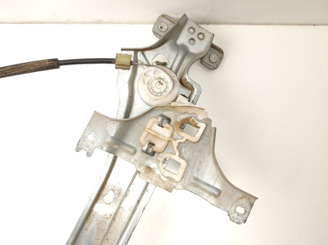 Motor de acionamento de vidro da porta traseira esquerda 827310185R RENAULT