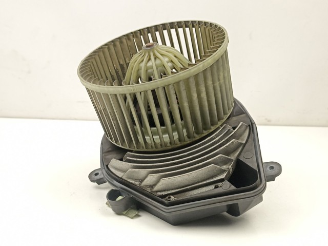 8D1820021A VAG