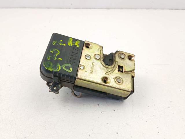 Fecho da porta dianteira esquerda para Peugeot 306 7A