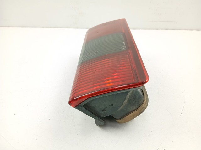 Lanterna traseira esquerda 9199760 OPEL