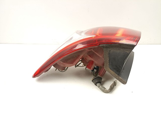 Lanterna traseira direita externa 924022B020 HYUNDAI