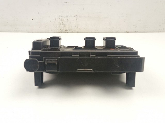 Unidade de dispositivos de segurança 9643498980 PEUGEOT