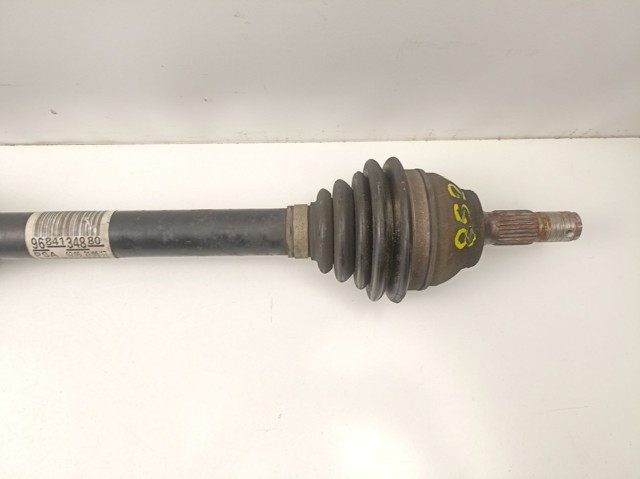 Semieixo (acionador) dianteiro direito 9684134880 PEUGEOT