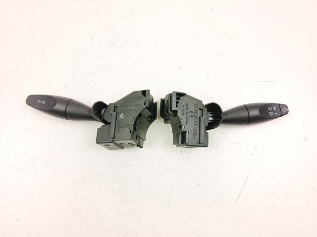 98AG17A553CC Ford