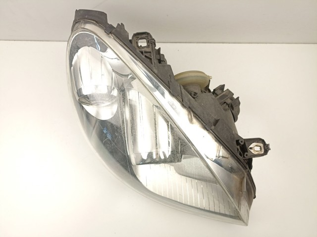 Luz direita A1698201861 MERCEDES