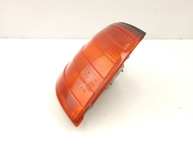 Pisca-pisca direito A2028260243 MERCEDES