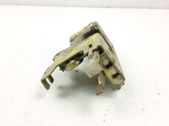 Fecho da porta dianteira esquerda A9017200135 MERCEDES