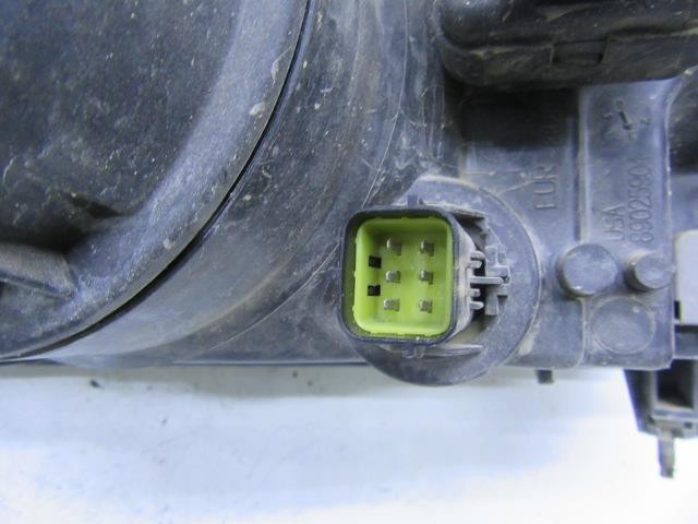 Luz esquerda para Land Rover Freelander L314
