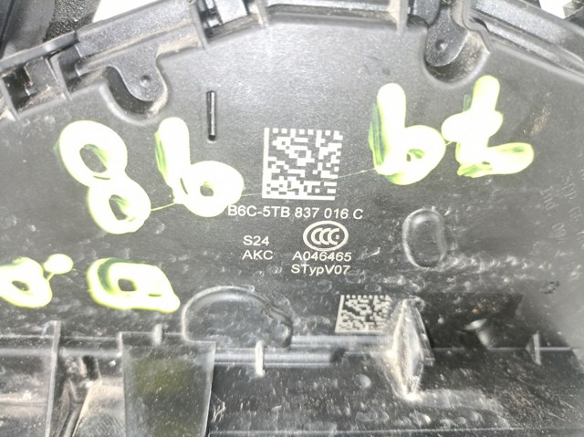 Fecho da porta dianteira direita B6C5TB837016C VAG