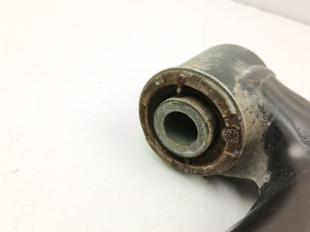Braço oscilante inferior direito de suspensão dianteira JX613A423AEB FORD