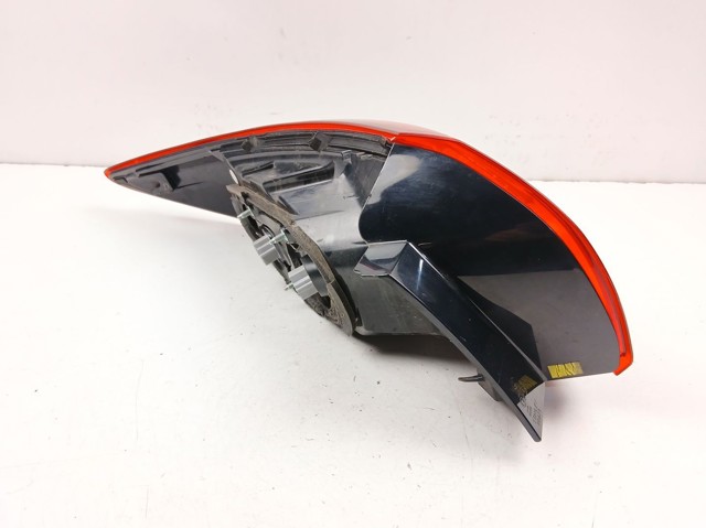Lanterna traseira direita externa KD5451150D MAZDA