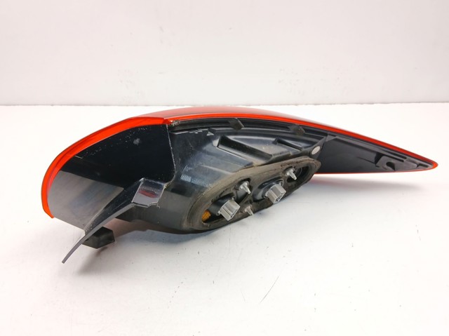 Lanterna traseira esquerda externa KD5451160D MAZDA