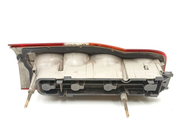 Lanterna traseira direita YC1513404AG FORD