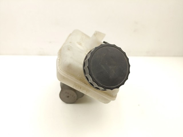 YC152K478BB Ford