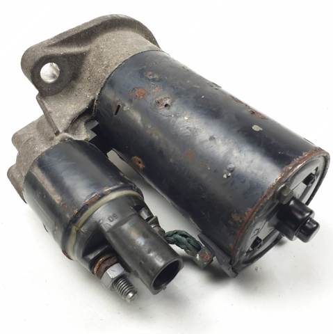 Motor de arranco 0001123020 VAG