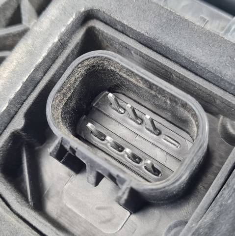 Lanterna traseira direita 00519248430 OPEL