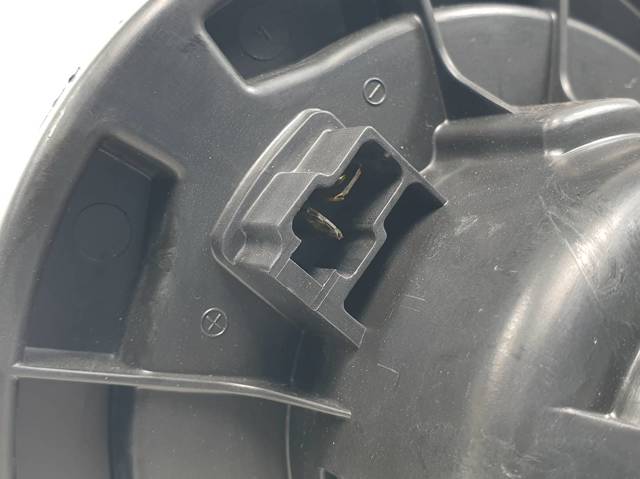 Motor de ventilador de forno (de aquecedor de salão) 0130101601 TOYOTA