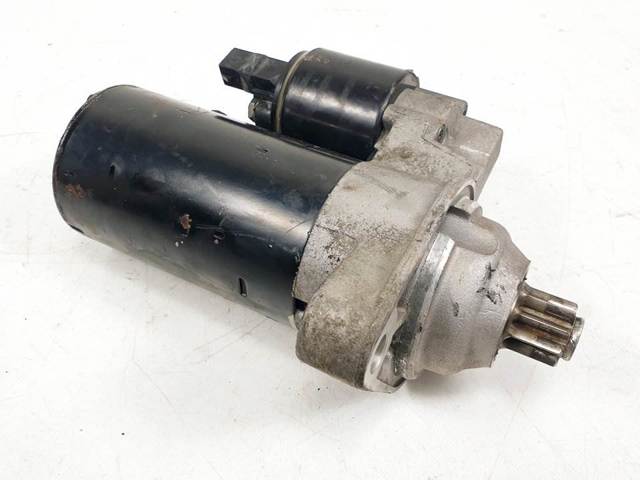 Motor de arranco 02A911023 VAG