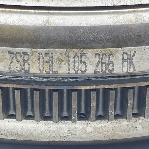 Volante de motor 03L105266AK VAG