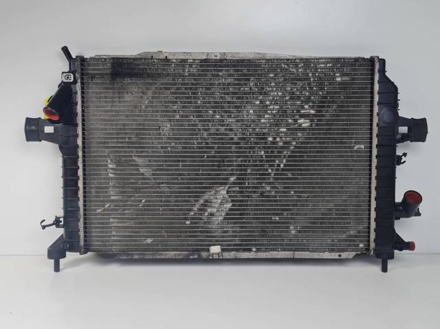 Radiador de esfriamento de motor 13171429 OPEL